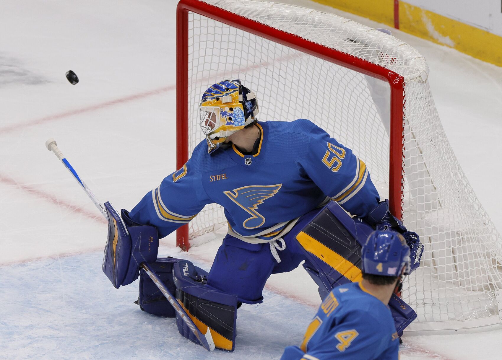 Blues 6, Ducks 2